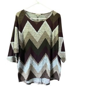 Ultra Teeze Women’s Sweater Size XL